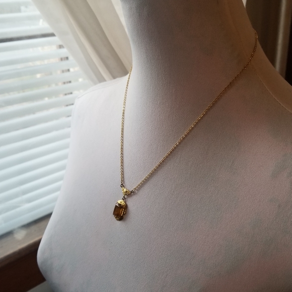 Relisted -Vintage Art Deco yellow gem necklace gold tone faceted 1920s 1930s - Picture 5 of 17